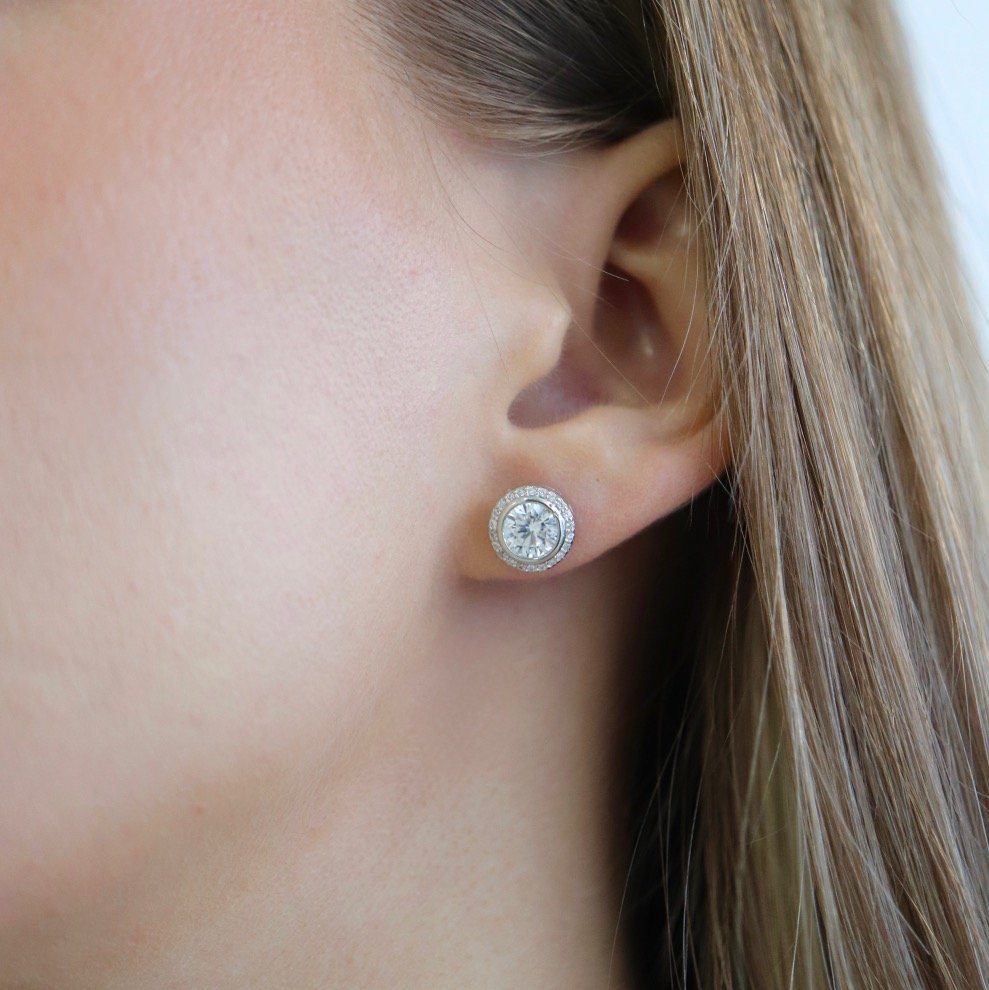 Sidabriniai auskarai su cirkoniu