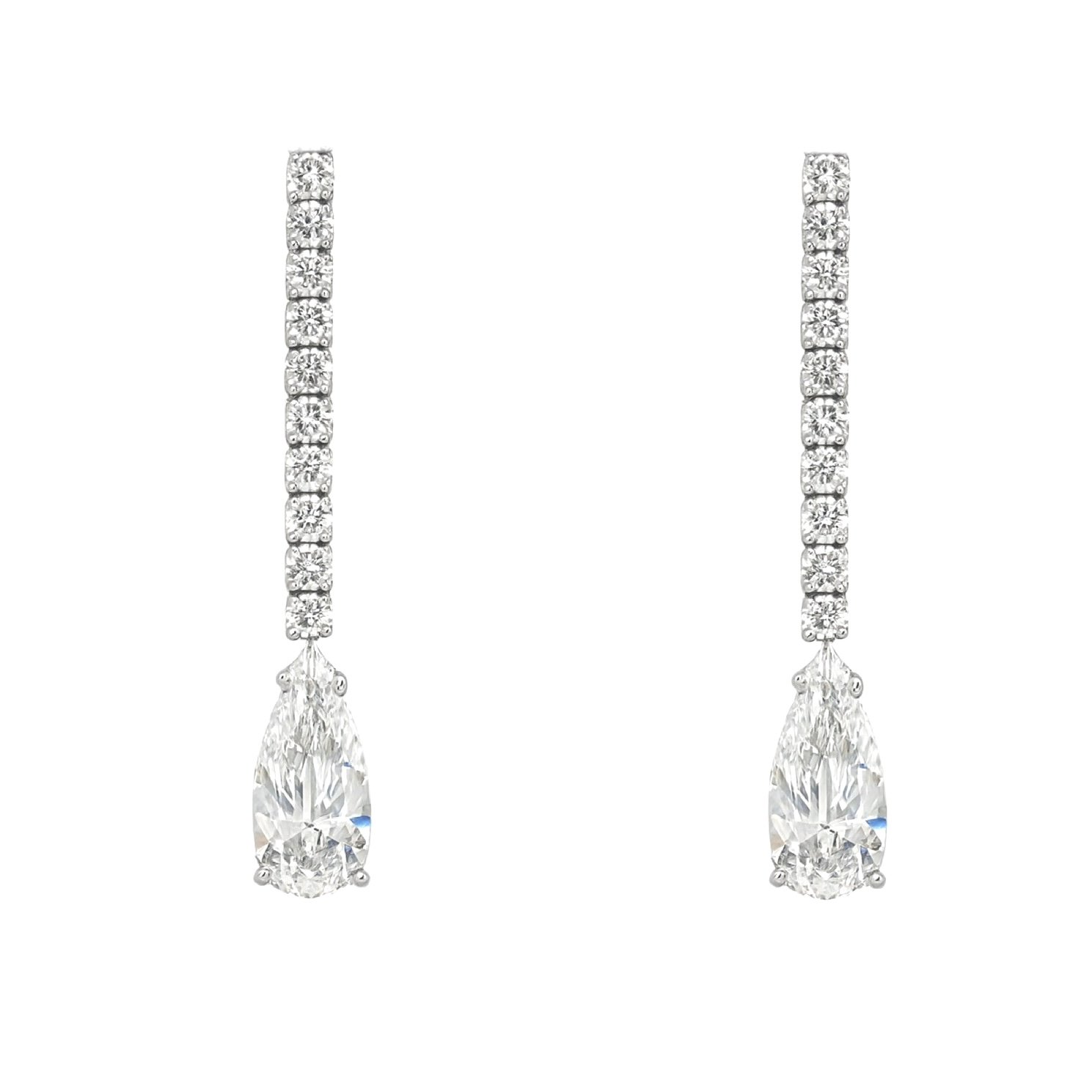 Sidabriniai lašo formos auskarai su Cirkoniu