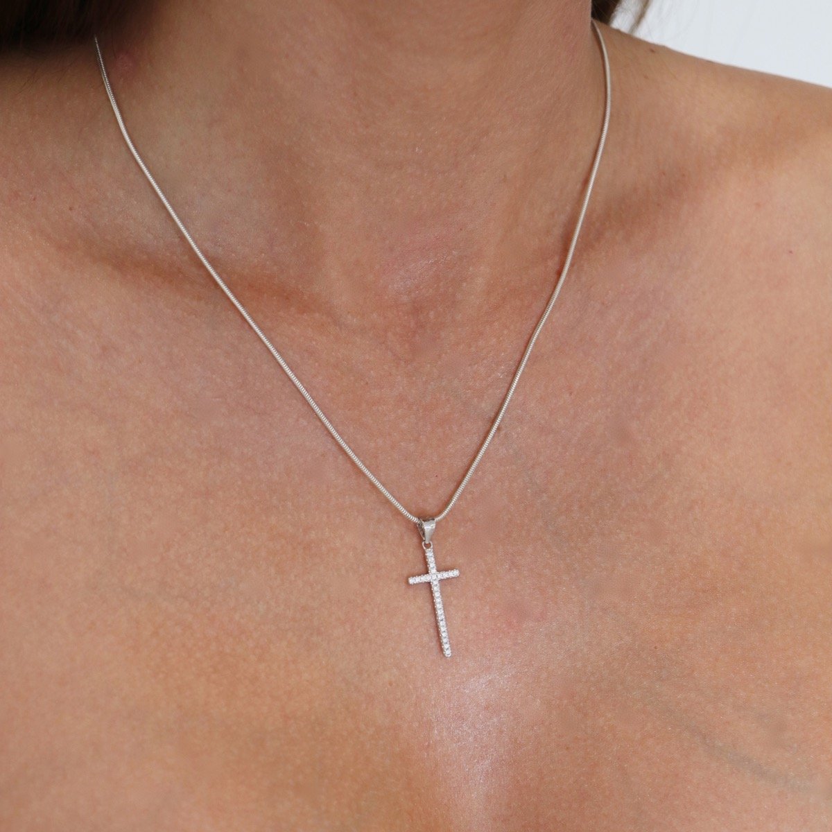 Sidabrinis kryželis su Cirkoniu