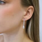 Sidabriniai lašo formos auskarai su Cirkoniu